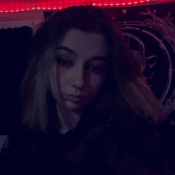 kkenzieneelyy